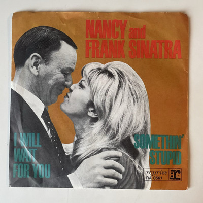 RA 0561 Nancy Sinatra & Frank Sinatra Somethin' Stupid Cover Ex Vinyl NM- 1967 G