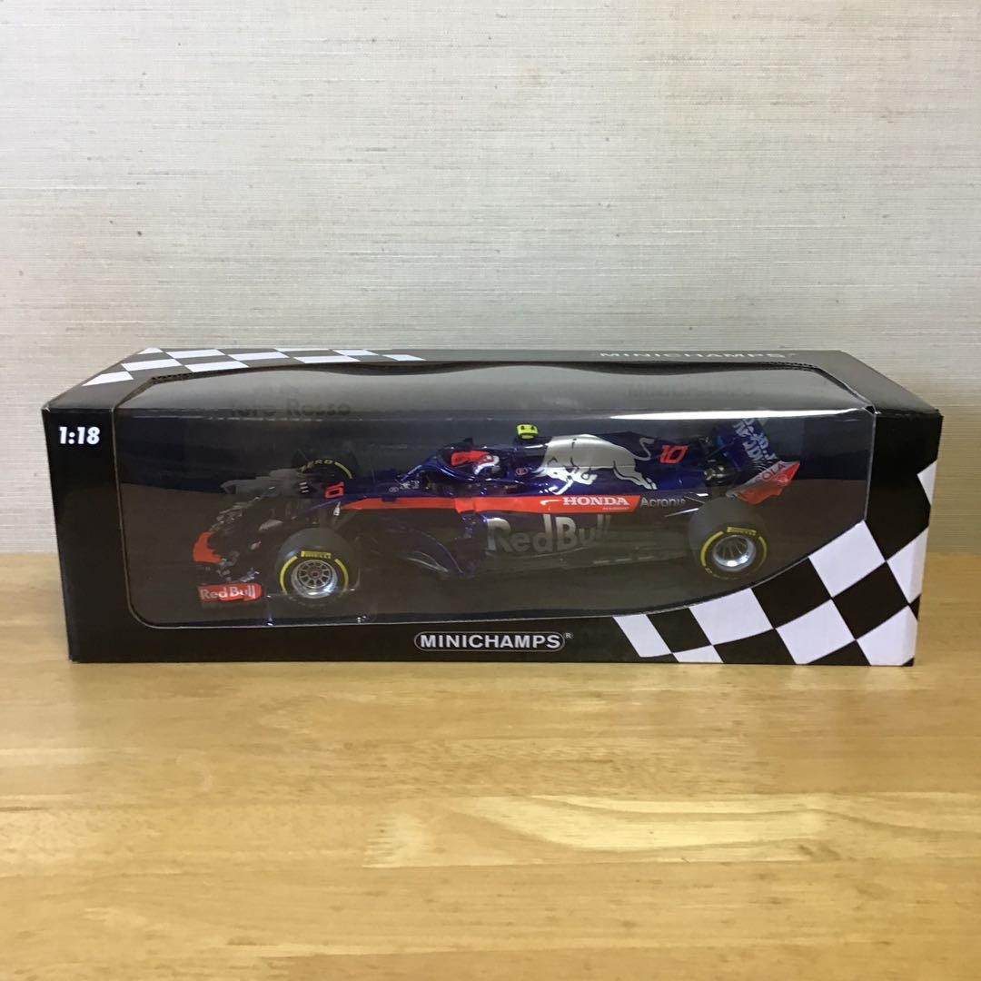ミニカー MINICHAMPS STR13 1/18 Minichamps 1:18 Brendon Hartley Scuderia Toro Rosso STR13