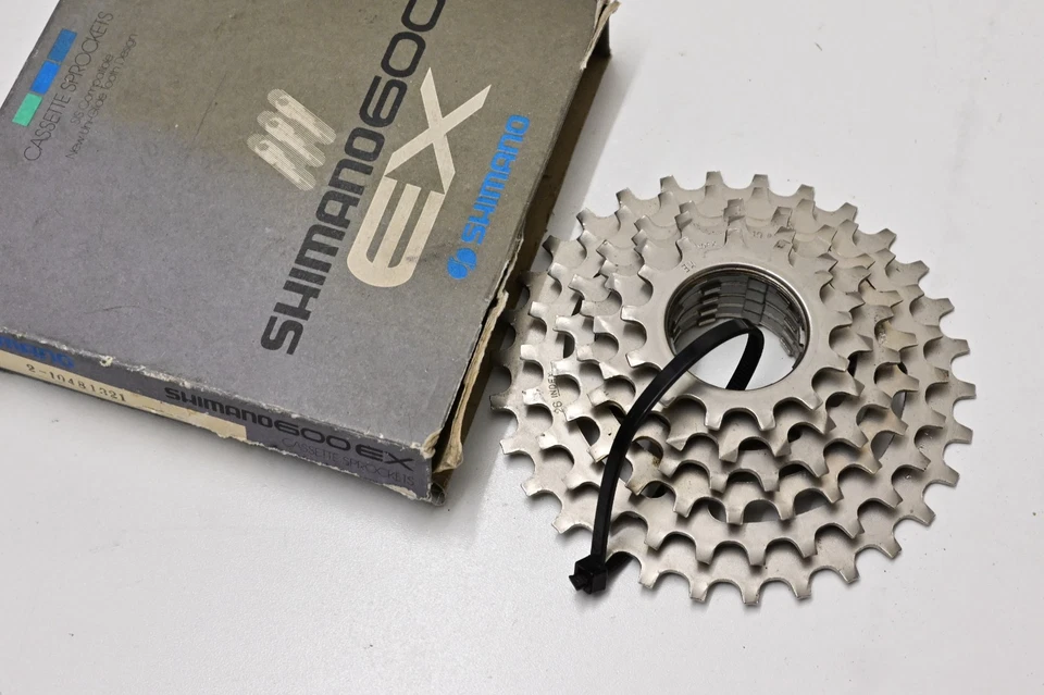 Shimano CS-6400 600 Deore XT Uniglide UG 6 speed Cassette sprocket set NOS - Bild 1 von 3
