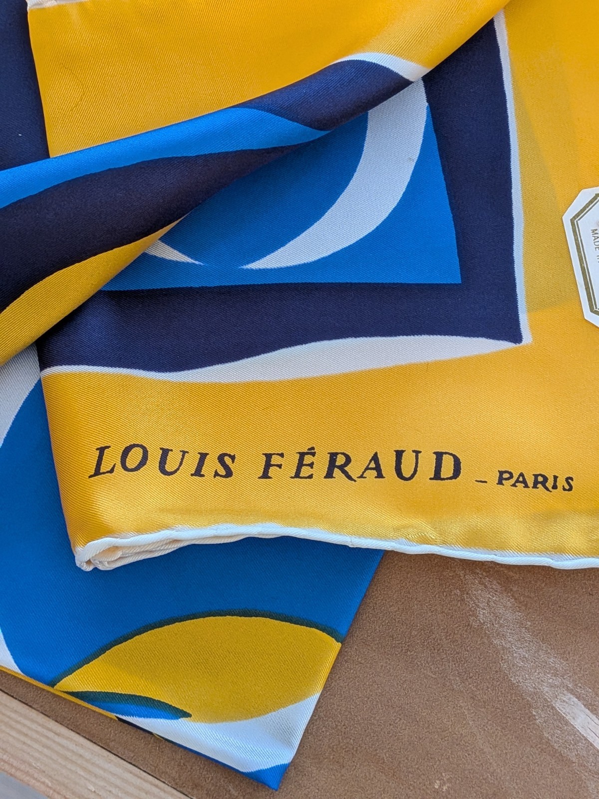 Rare Vtg. NWT 1960-70's Louis Feraud Scarf With Saks 5th Avenue Store Tag