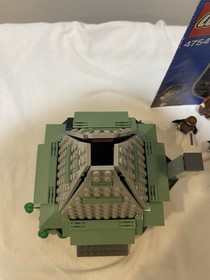 LEGO Harry Potter 2004 Set 4754 Hagrid&rsquo;s Hut & 4750 Buckbeak Encounter W/ Manual