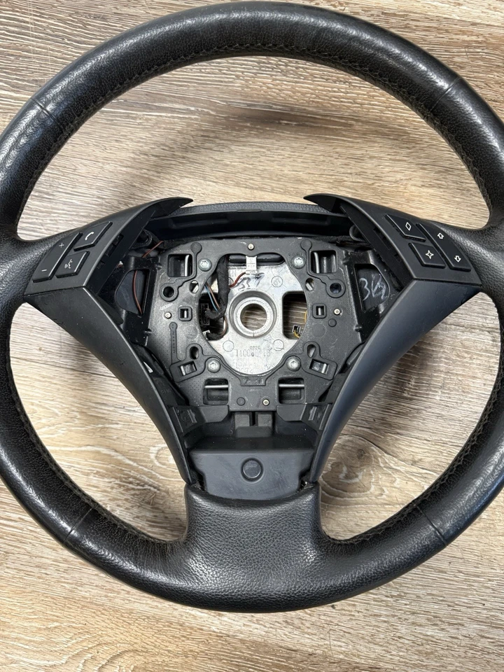 Volante BMW E60 525i 530i 2006-2010 Foto 2 de 4