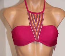 NWT PILYQ Swimsuit Bikini Top Bra Size M Dahlia Embroidered Stella