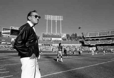 Al Davis With Sunglasses 4x6 Picture Celebrity Print