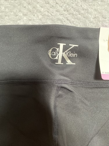 Calvin Klein Ladies Size XSmall Bike Shorts black MSRP $39.50 - Picture 3 of 12