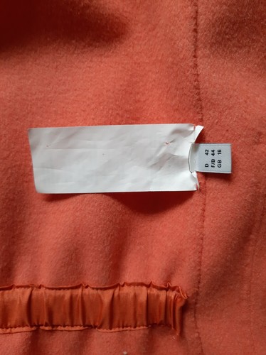 Blazer Madeleine Gr. 42 Lachsfarben 95% Wolle Druckknöpfe getragen - Bild 5 von 6