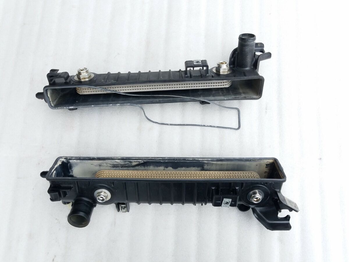 2014-2018 Chevy Silverado GMC Sierra 1500 Radiator Side 2014-2018 Chevy Silverado GMC Sierra 1500 Radiator Side