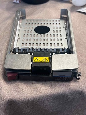 Ultra - 320 SCSI Internal Hard Disk Drives 300 GB Storage Capacity [EMPTY]
