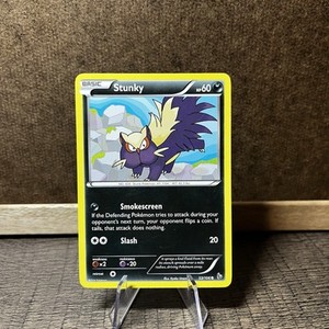 Stunky 53/106 Common | Flashfire | Pokemon Card