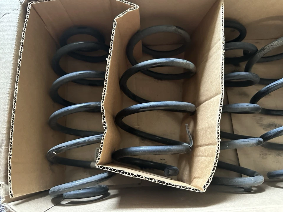 MK7 2017 Volkswagen GTI resortes Foto 2 de 4