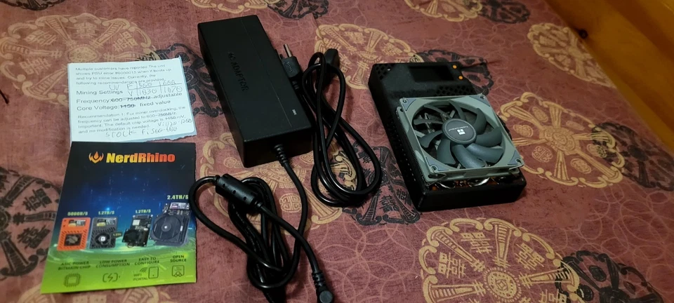 NerdQAxe++ BM1370 4.8TH/s 80W SHA-256 ASIC BTC Miner WiFi 2.4G with PSU - Image 4 of 4