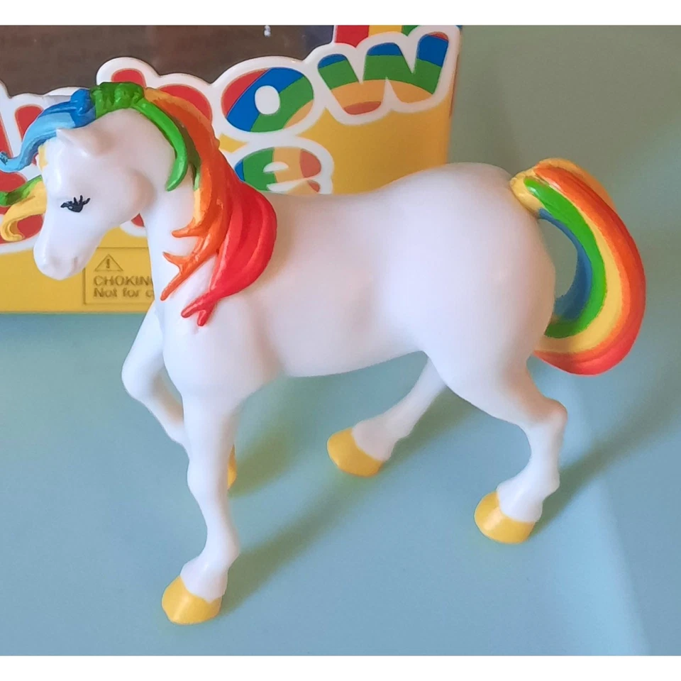 Rainbow Brite Starlite PVC 公仔 2.5 英寸迷你马 Cheebee 带盒忠诚主题 — 第 2/4 张图片