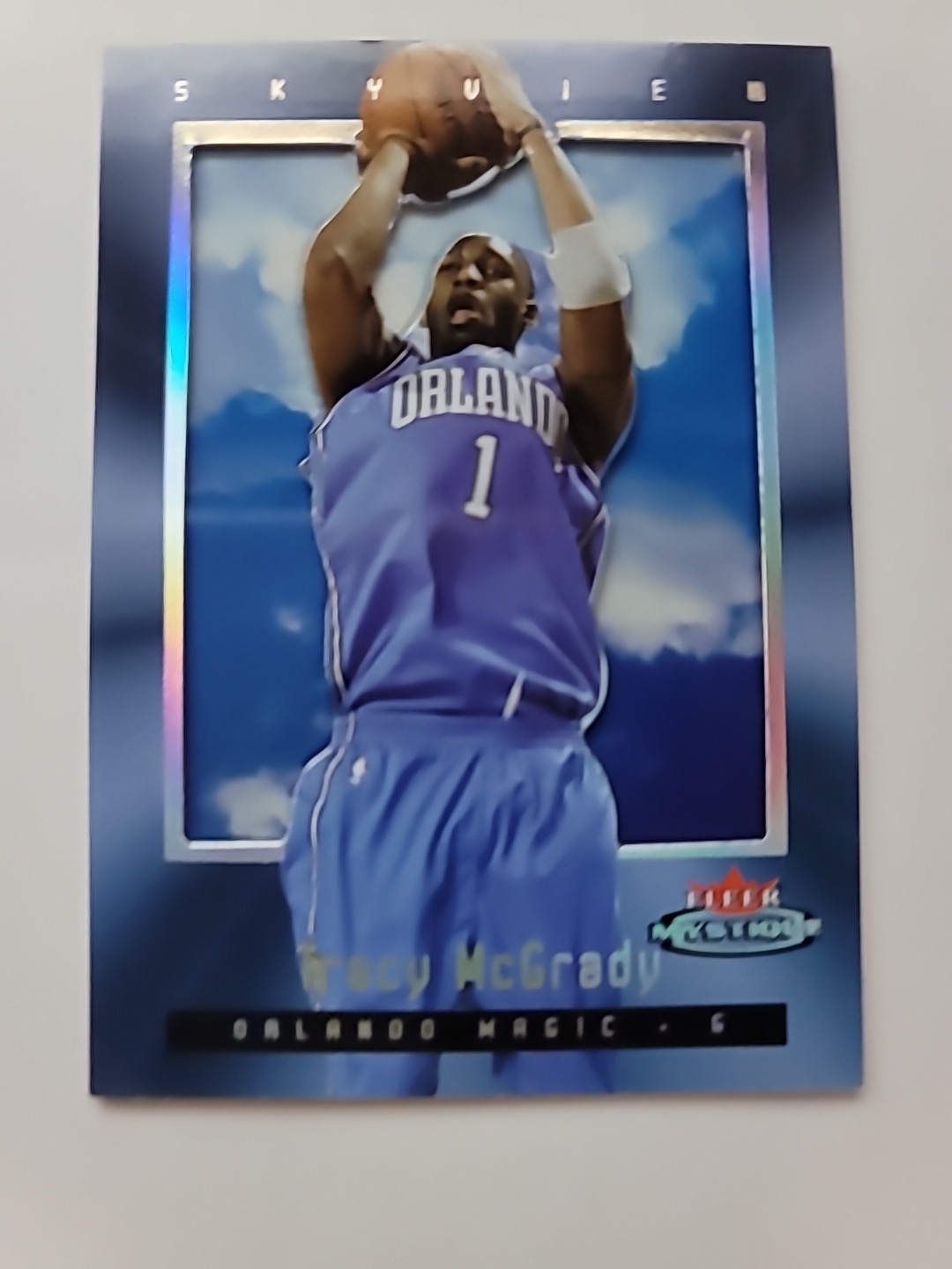 2003-04 Fleer Mystique Tracy McGrady Skyview Gold 4 of 10 Rare Uncirculated Mint