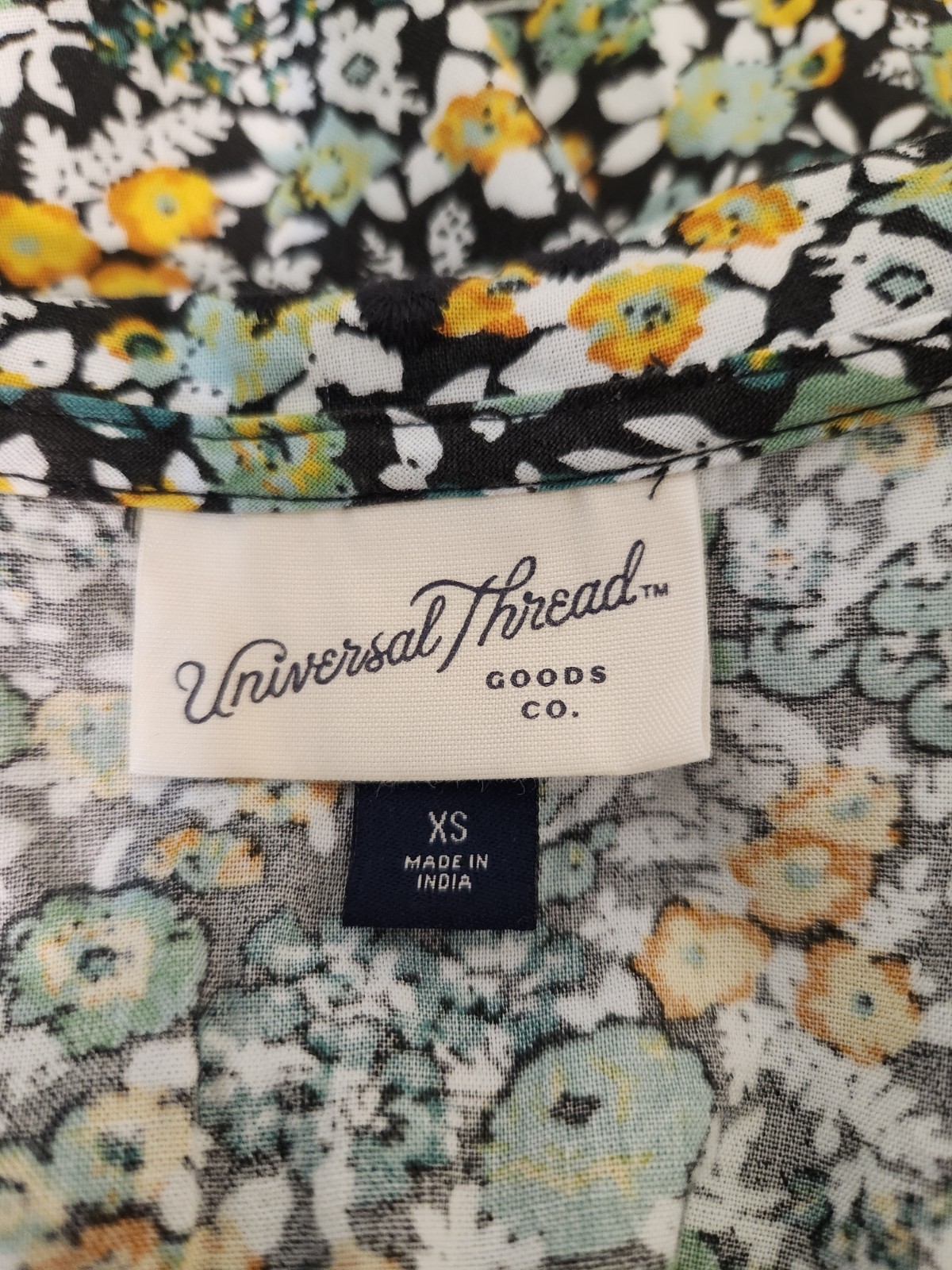 Universal Thread Size XS Wide Ruffled Collar Embr… - image 7