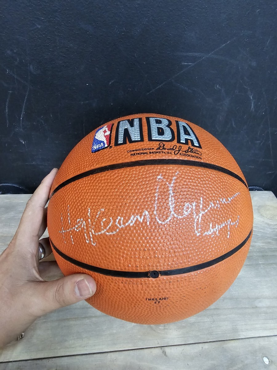 Vintage Hakeem Olajuwon Signed NBA Basketball Ball | eBay