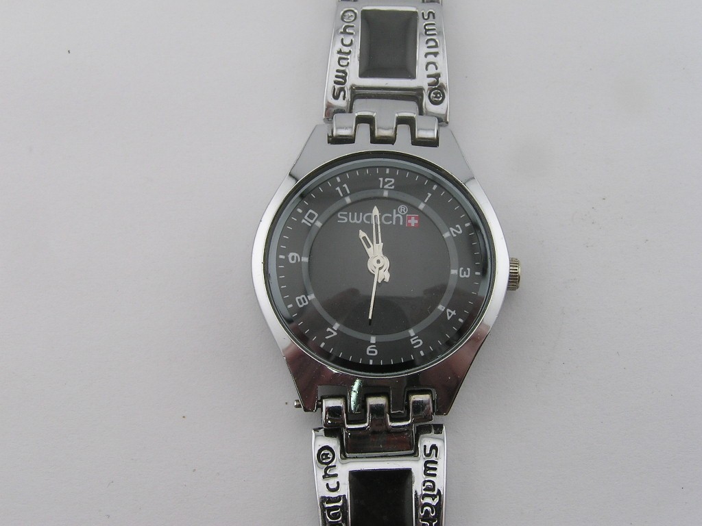 Band Vintage Ladies Fancy Swatch Black Watch Dial Working Dial &amp; - vintagewatches.pk