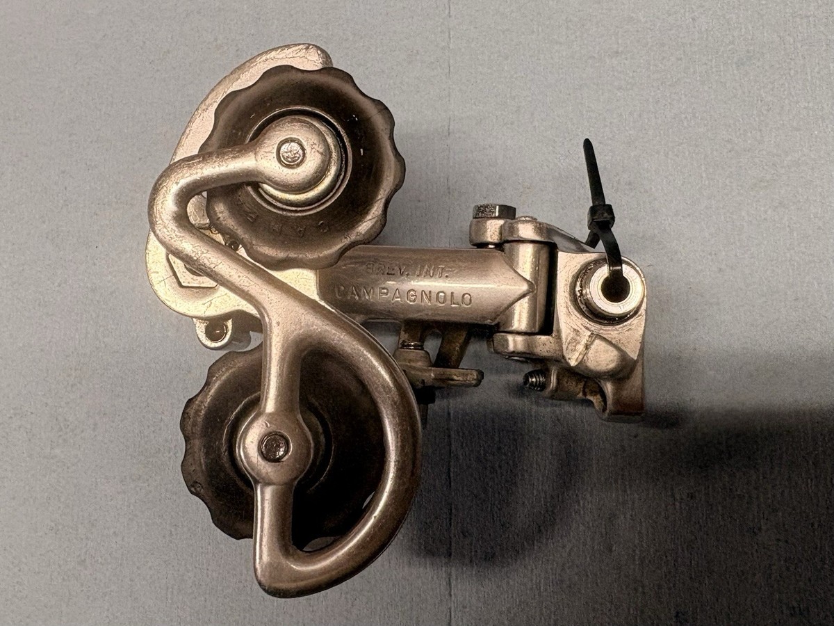 Dérailleur Arrière Campagnolo Nuovo Record, Patte 74, Argent, Pour Vélo Course