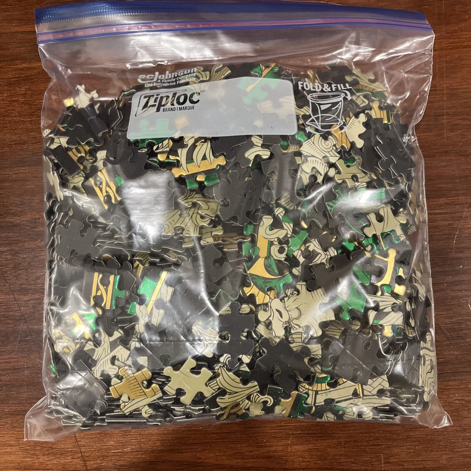 Lord of the Rings Jigsaw Puzzle 1,000 Pieces Gold Foil 25.6x25.6" Gandalf Frodo - Image 2 of 4