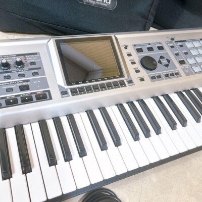 Roland Fantom X7 76-Keys Digital Keyboard Synthesizer Music