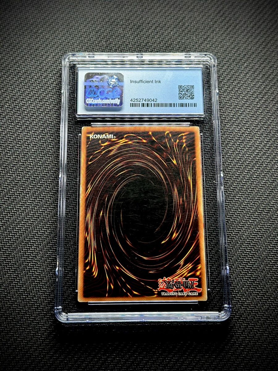 Blue Eyes White Dragon - SDK-001 - Faded - Slightly Wavy Blue Eyes White Dragon - SDK-001 - Faded - Slightly Wavy