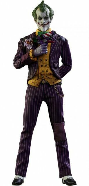 joker arkham asylum figure