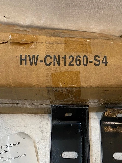 Smittybilt Sure-Step for 01-04 GM Crew Cab P/U CN1260-S4 CN1230-S4 HW-CN1260-S4 - Image 2 of 4