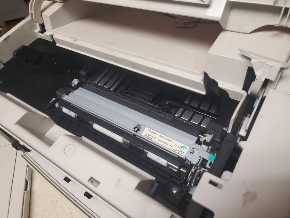 HP LASERJET 2100N C4170A  PRINTER  For Parts +1 additional tray - Image 2 of 4
