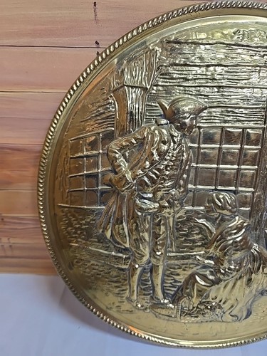 Vintage 11" Brass 3D Relief Wall Decoration; Three Colonial People - Picture 4 of 6