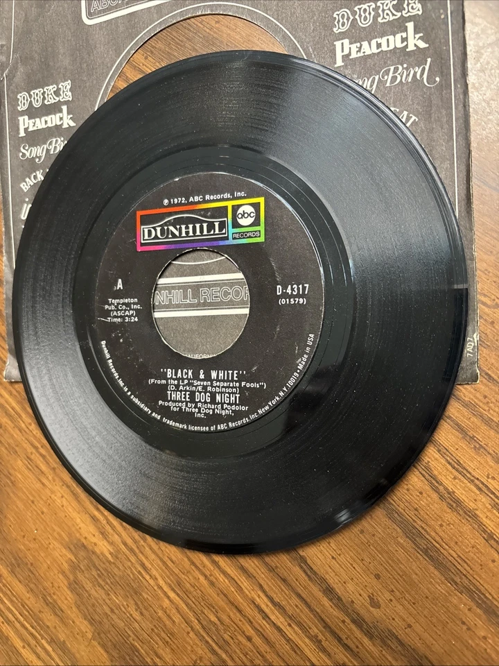 Three Dog Night -Black and White/Freedom for the Stallion 45 RPM NICE! - Image 3 of 4