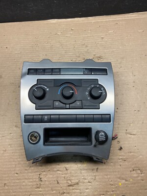 2005 2006 2007 Jeep Commander Grand Cherokee A/C Climate Control Bezel j9606 DG