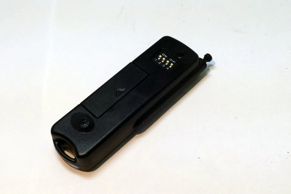 Promaster Camera Remote SWITCH wireless (missing UC1 connector) - Image 3 of 4