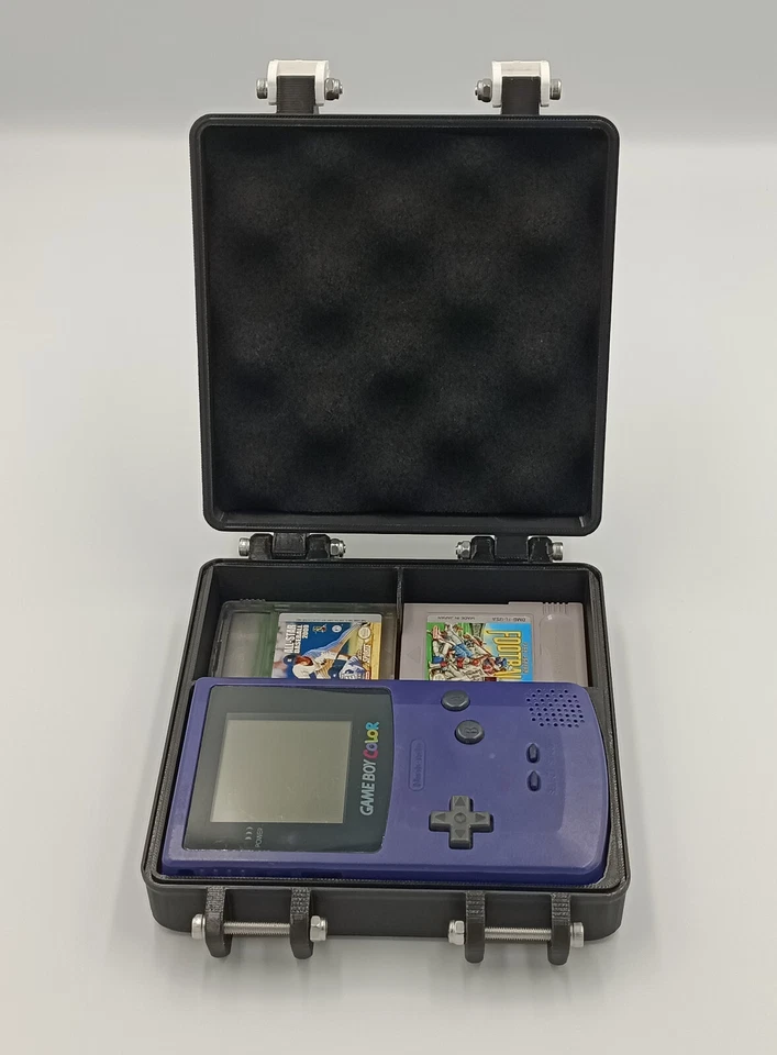 Game Boy Color Protective Carrying Case - Holds 8 + 1 Games - Image 2 of 4
