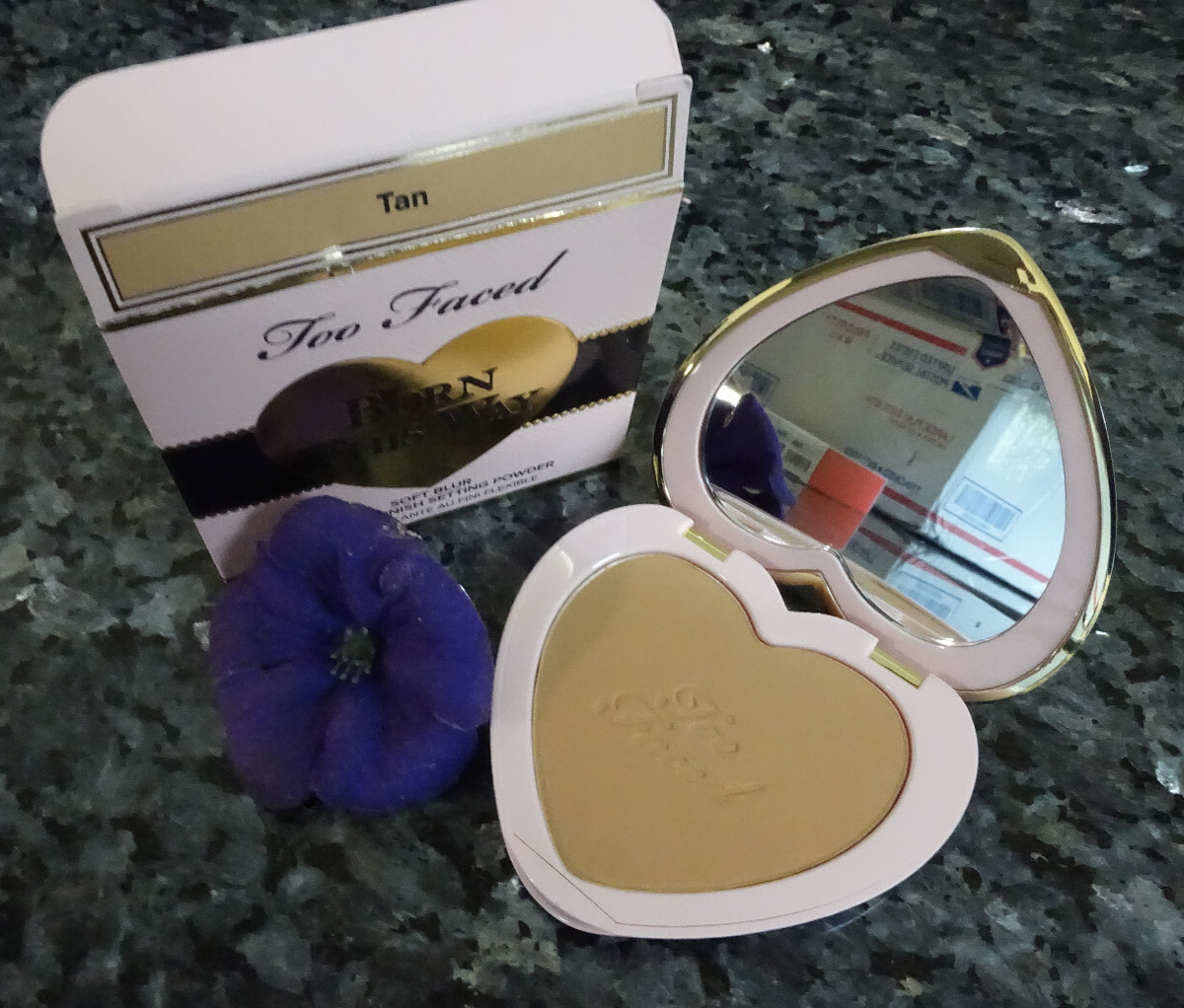 Too faced born this way soft blur setting powder new in box select