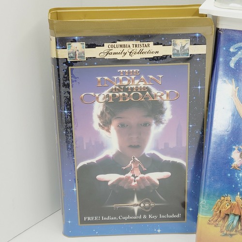 Family Movie Night VHS Video Tape Lot 6 Movies Wizard of Oz Peter Pan etc - Picture 2 of 7