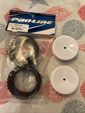 RC10 B6 Pro-Line Racing  Wide Wedge 2.2” Soft Carpet Off-Road & JConcepts Rims