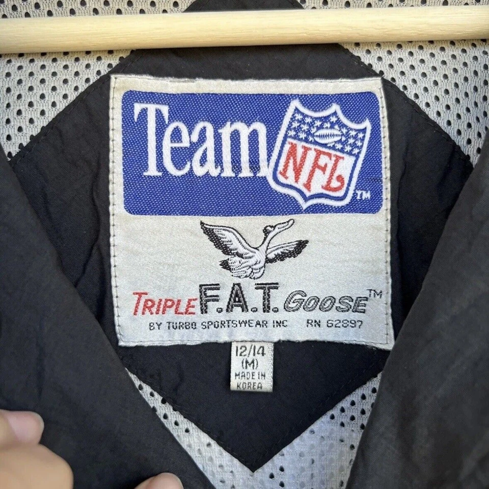 Chaqueta De Colección Años 90 Equipo NFL Los Angeles Raiders Con Capucha Grande Bordado Logo Med Foto 3 de 4