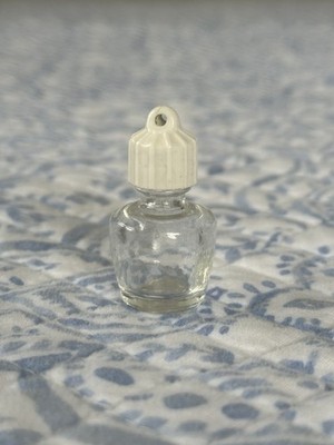 Vintage Mini 1.75  Clear Glass Bottle With Plastic Screw Cap Pixie Dust Bottle ?