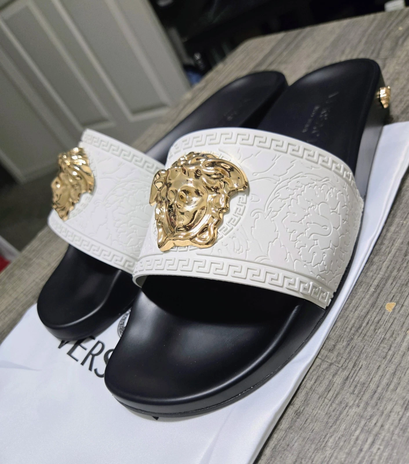 Versace Men's Size:11 White Gold Medusa Palazzo Sandals Slides Flip Flops