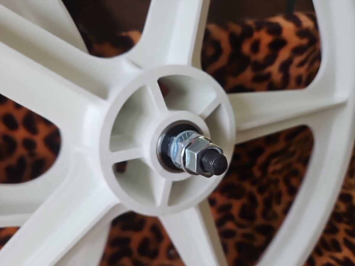 SKYWAY WHITE TUFF WHEELS 2's BMX 20 SKYWAY WHITE TUFF WHEELS 2's BMX 20