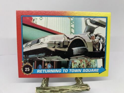 Back To The Future 2 1989 Topps #25 Returning To Town Square - Picture 1 of 4