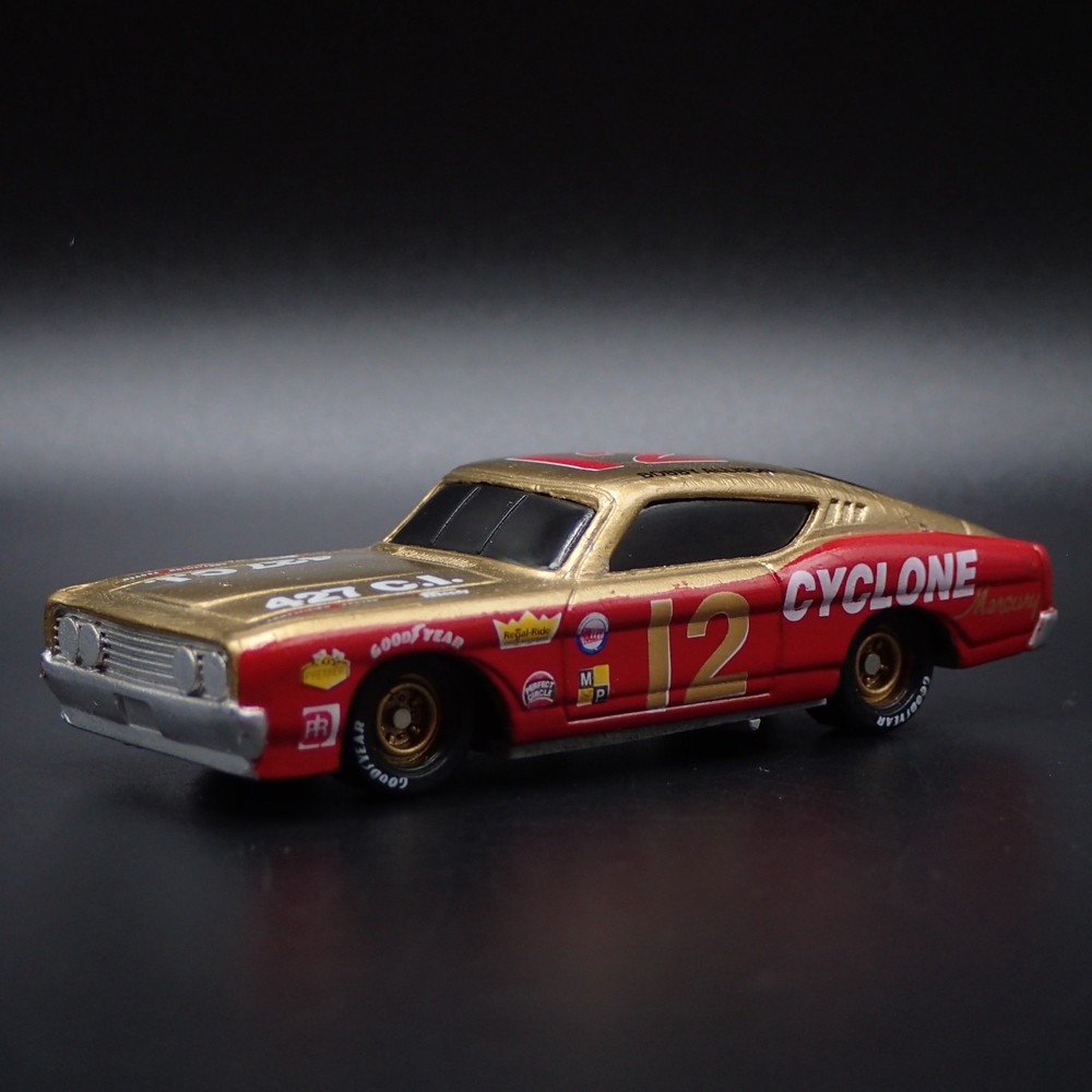 1969 69 MERC MERCURY CYCLONE BOBBY ALLISON NASCAR 1:64 SCALE DIECAST MODEL CAR