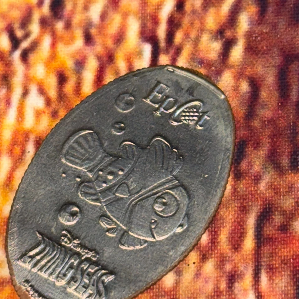 Disney Epcot Living Seas Buscando a Nemo Pez Payaso Moneda Prensada CUARTO NO CENTAVO Foto 4 de 4