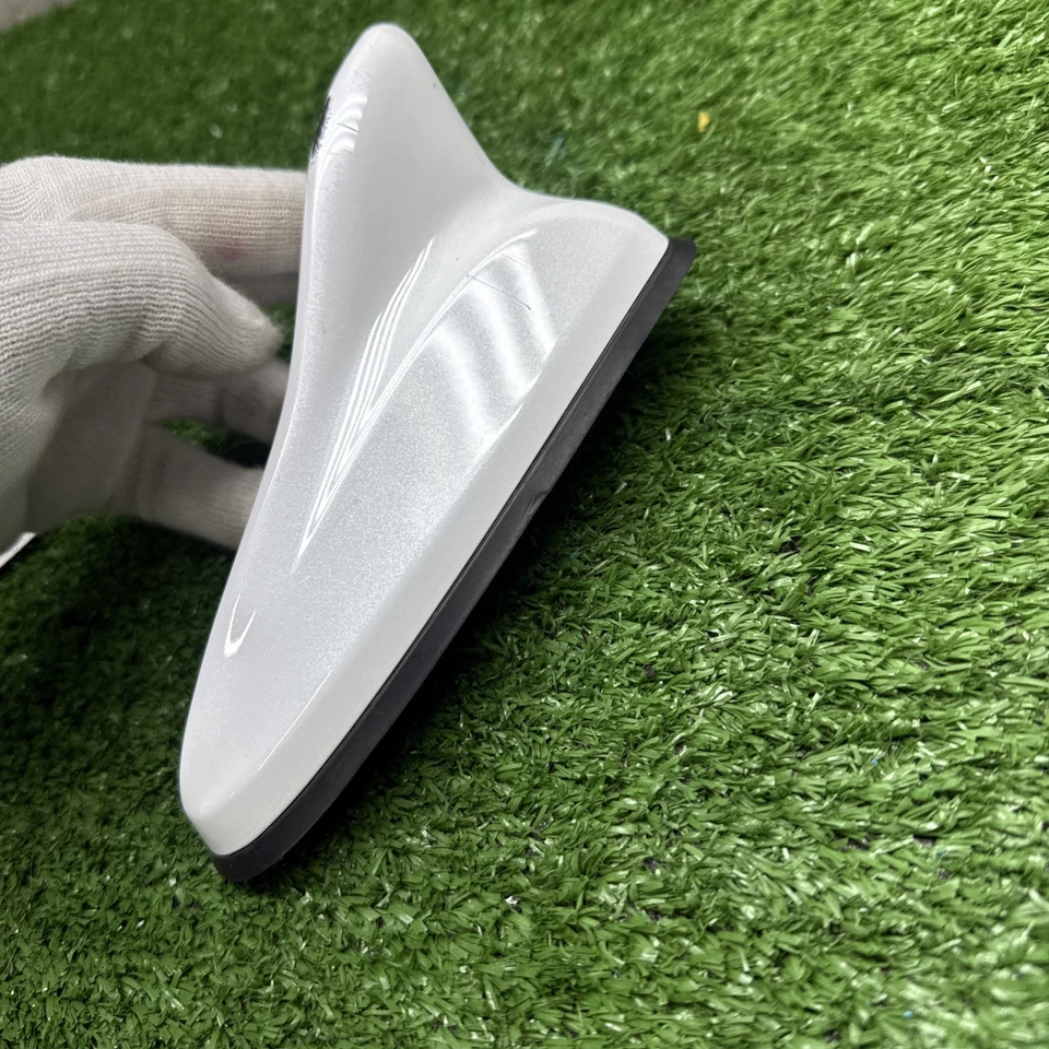 Antena de rádio Hyundai Sonata 2015-2017 barbatana de tubarão teto fabricante de equipamento original 96210-C2100ww8 branca - Imagem 4 de 4