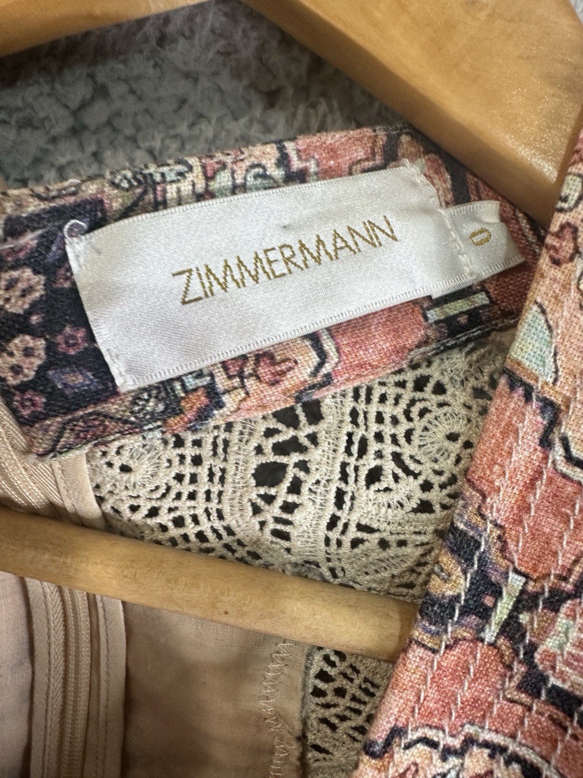 Zimmermann - Women's Size 0 Empire Konya Linen Boho V Neck Lace Trim Mini Dress.