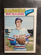 1977 Topps - Bert Blyleven #630 VERY SHARP (￼MIS-CUT)