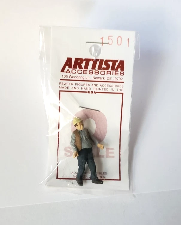 Arttista #1501 - Worker w/hard hat Walking Up - O Scale Figure - Model Trains - Imagem 3 de 3