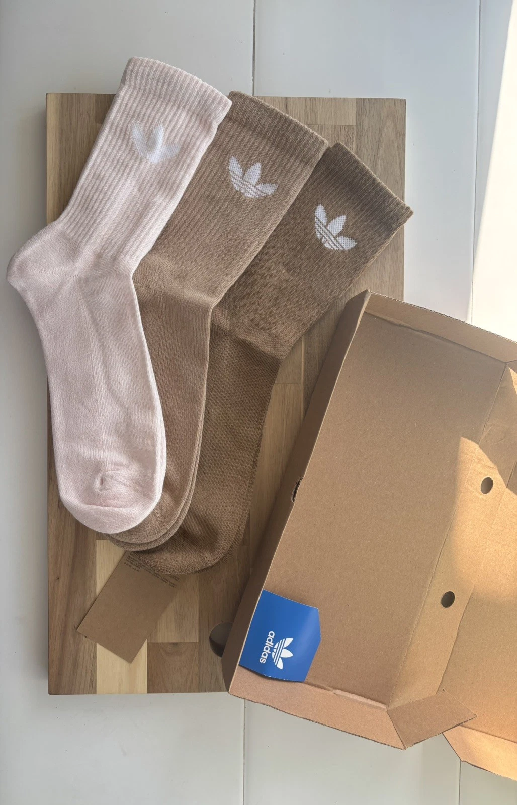 Adidas originals Cushioned Crew Socks Medium 5-9 gift box Brown Rose Caramel