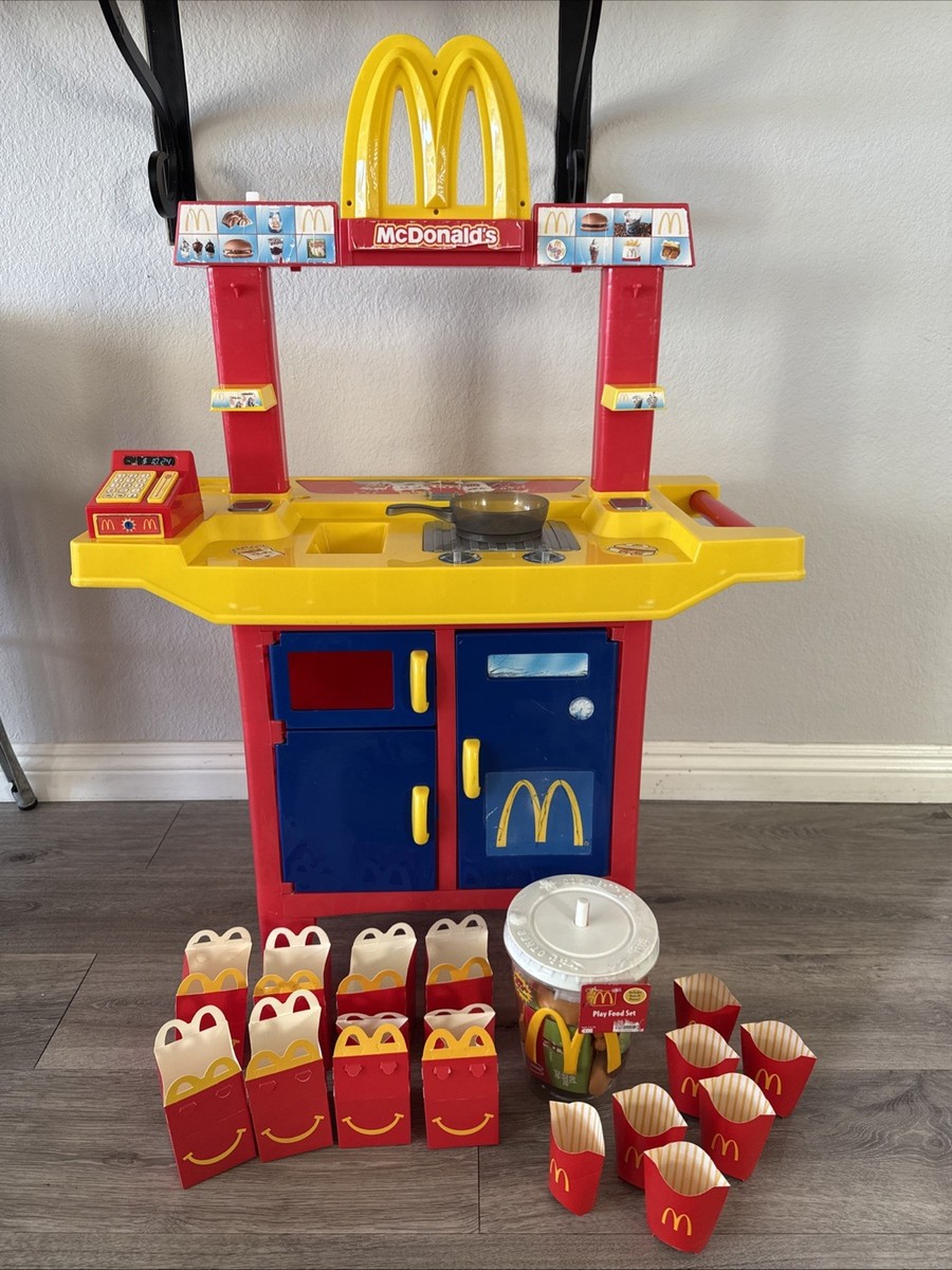 VINTAGE 2002 MCDONALDS DRIVE THRU PLAYSET PRETEND PLAYFOOD With