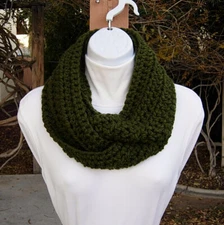 Women's Dark Forest Green Small Short Winter Infinity Loop Scarf Crochet Knit