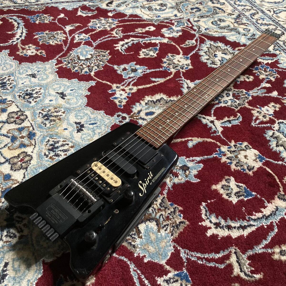 Electric Guitar Spirit By Steinberger GT-PRO Headless Black Electric Guitar Spirit By Steinberger GT-PRO Headless Black